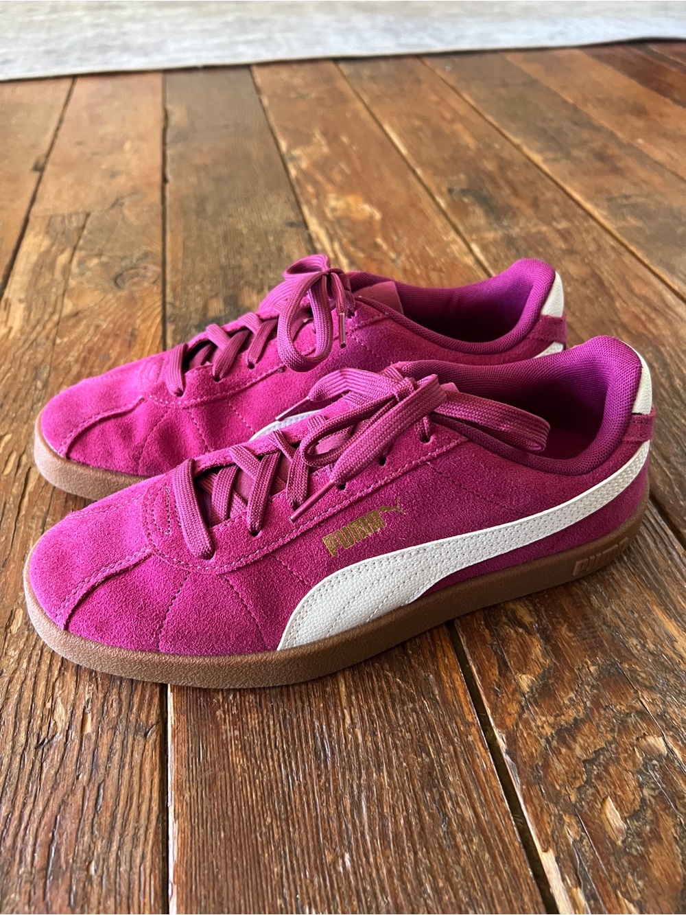 Puma Women’s Suede Sneaker in Magenta